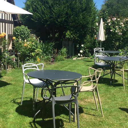 La Maison De La Plage - La Cerisaie Bed and Breakfast Honfleur Eksteriør billede