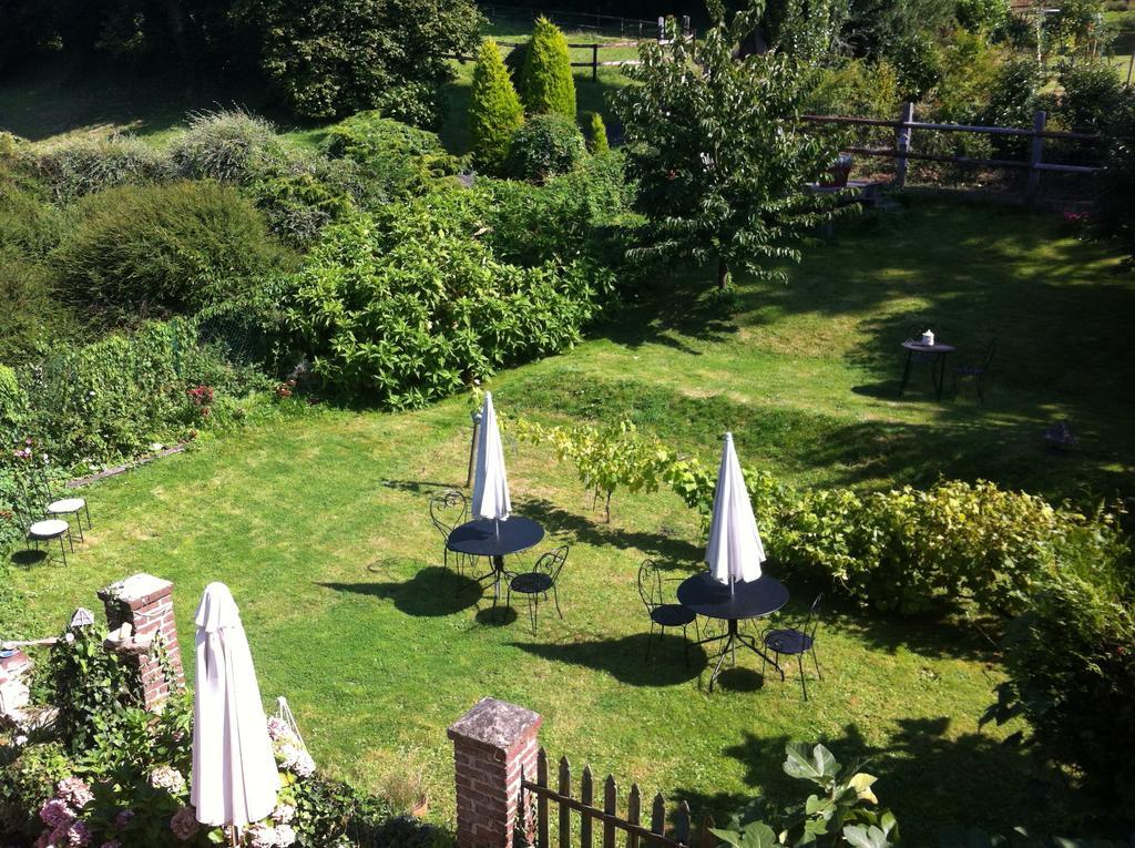 La Maison De La Plage - La Cerisaie Bed and Breakfast Honfleur Eksteriør billede