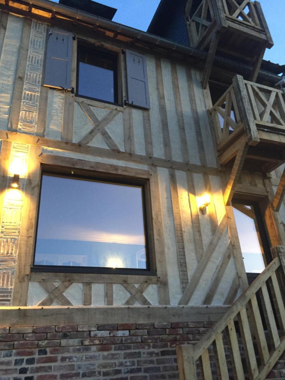 La Maison De La Plage - La Cerisaie Bed and Breakfast Honfleur Eksteriør billede